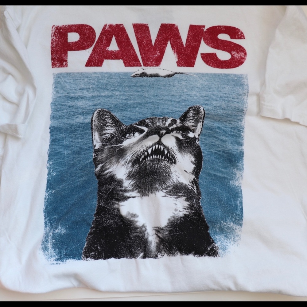 Paws Graphic Tee!
